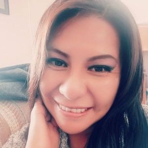 Meet your Posher, Vee